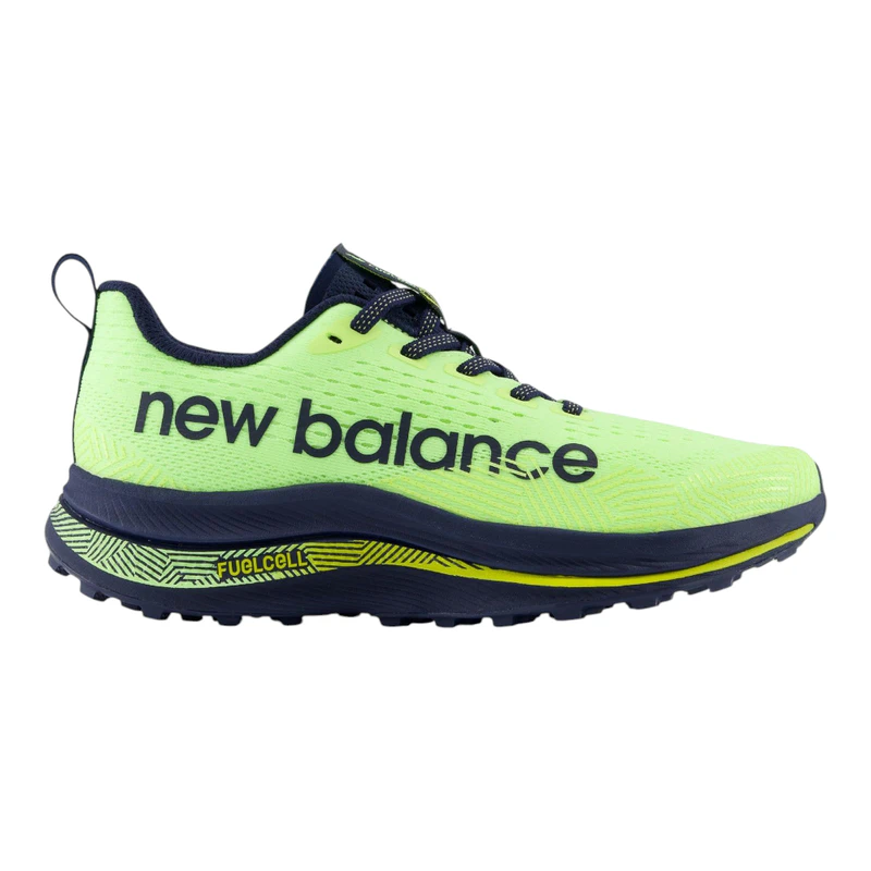 Scarpe da trail FuelCell SuperComp Trail Standard Donna (Verde)